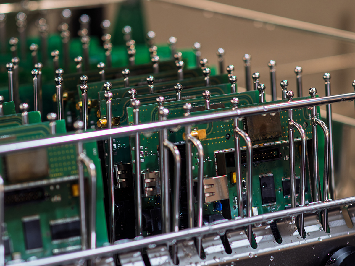 Success Story | Custom PCB Cleaning Basket Reduced Defect Rate to Zero for Automotive ABS Control Boards